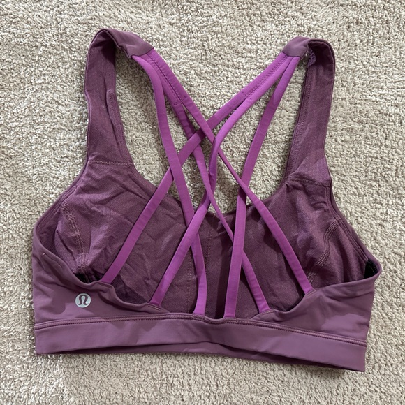 Lululemon sports bra - Picture 2 of 3